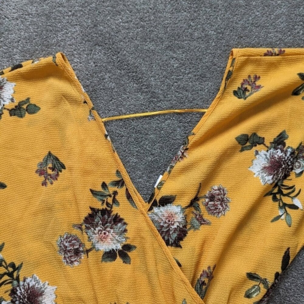 Streetwear Society maxi floral wrap jumpsuit Size Medium - Picture 3 of 10